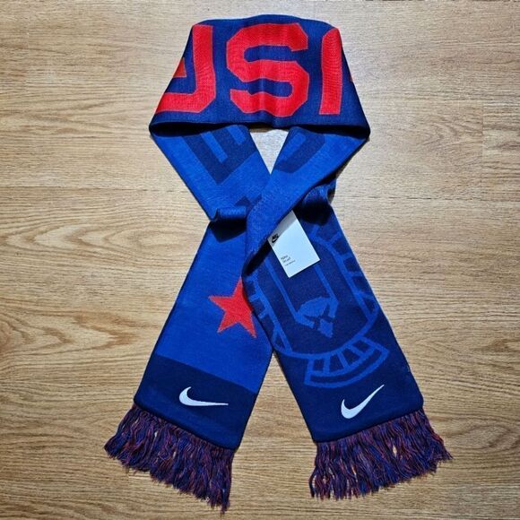 Nike Team USA Knit Scarf Unisex Blue Red White Eagle Star Logos Brand New - Picture 1 of 8